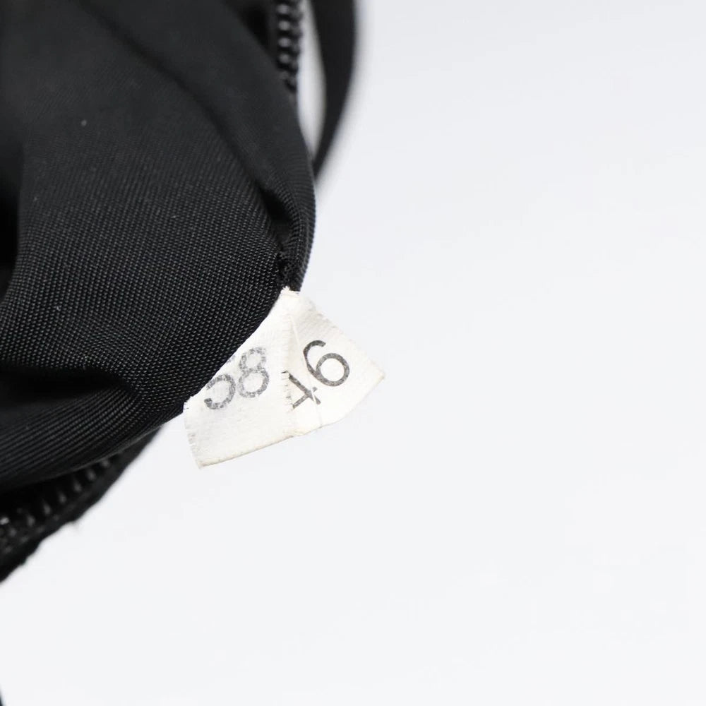 Svart Prada Nylon Veske