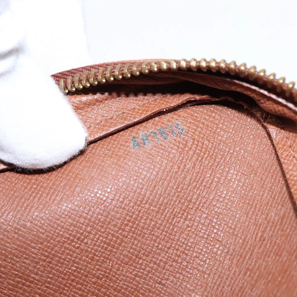 LOUIS VUITTON ORSAY CLUTCH MONOGRAM