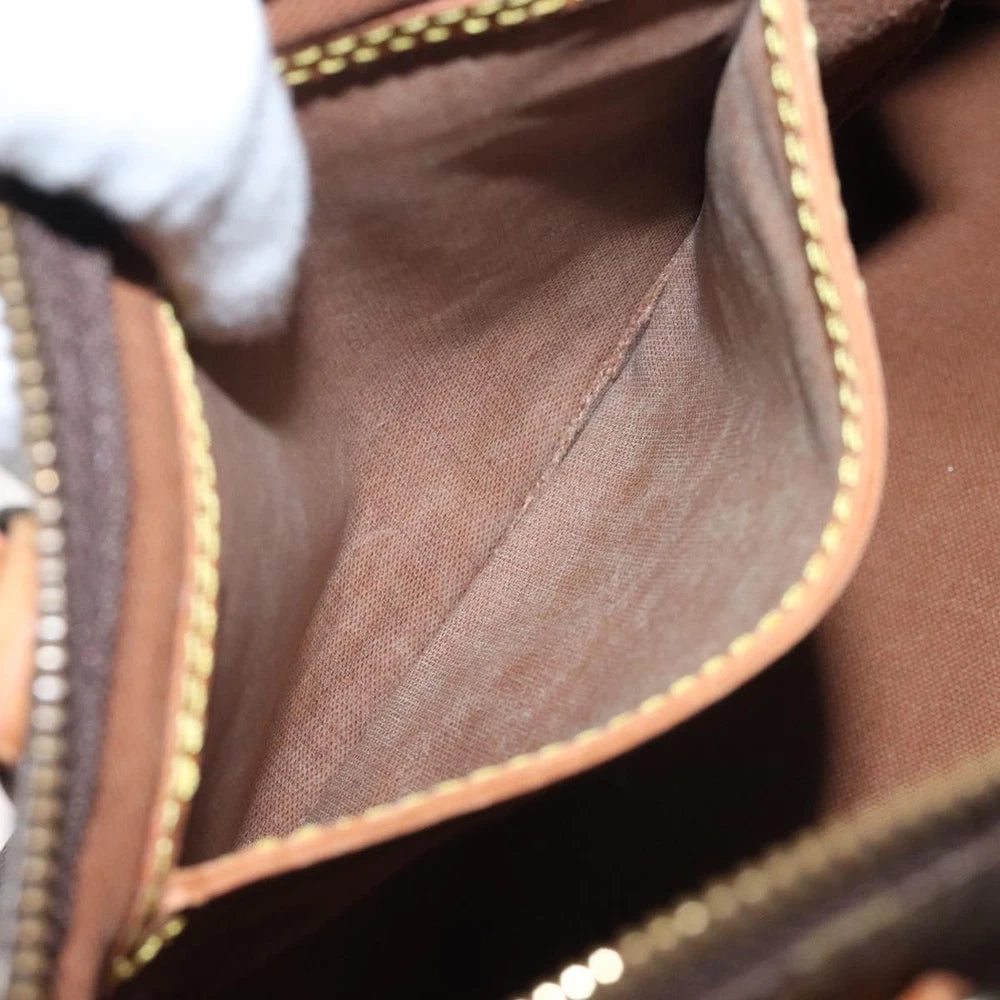 Louis Vuitton Speedy 25 Bag - Monogram Canvas