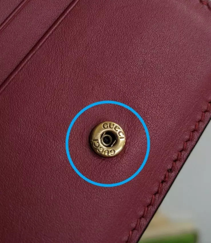 GUCCI COMPACT WALLET - Brands Select